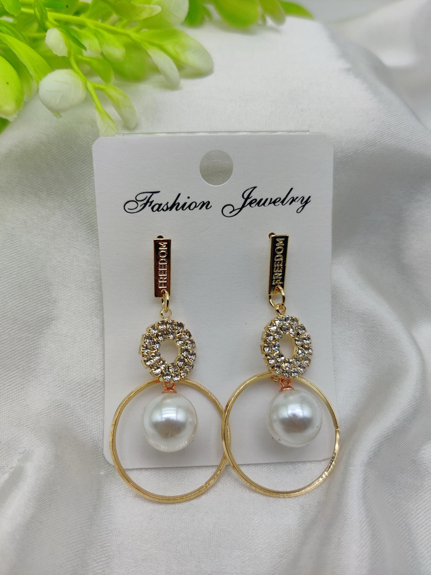 Dazzling CZ Crystal & Pearl "Freedom" Earrings - Fashion Jewelry & Tarnish - Free ✨💎⚪ - Dynamic Deals