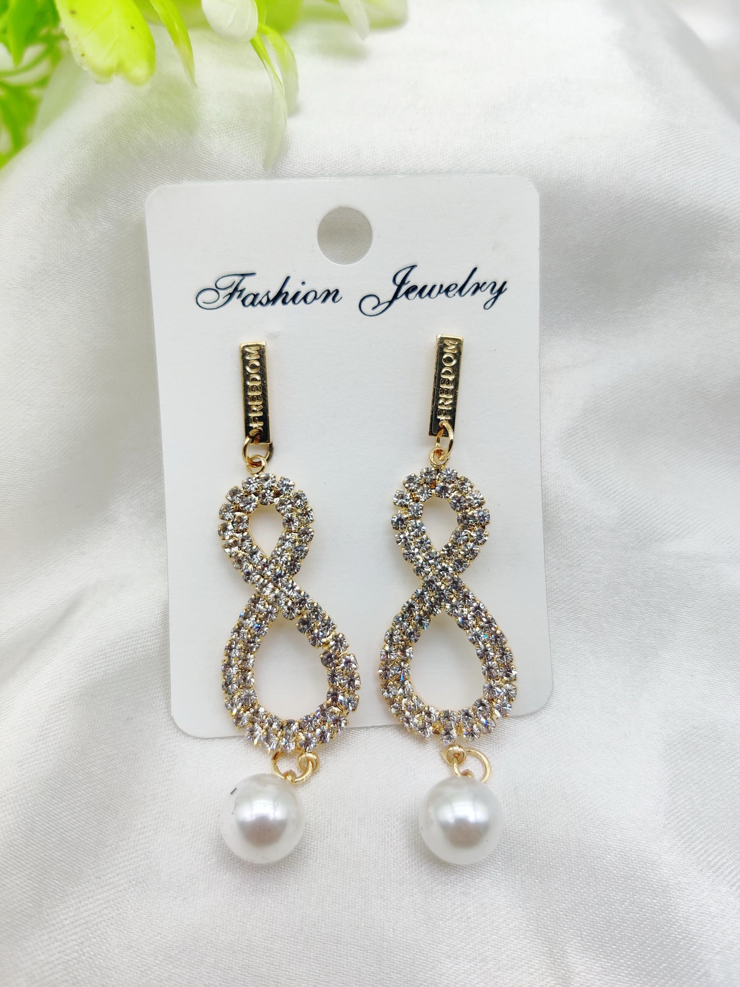 Dazzling CZ Crystal & Pearl Infinity Drop Earrings - Fashion Jewelry & Tarnish - Free ✨💎⚪ - Dynamic Deals