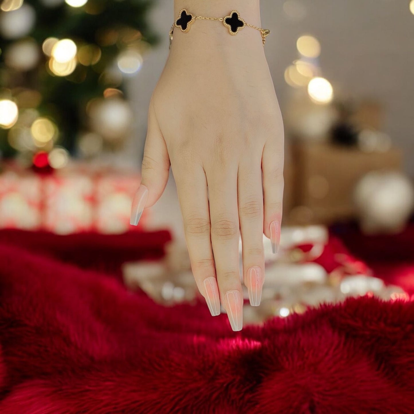 Elegant Nude Perfection Press - On Nails by Dynamic Deals ๐
โจ โ Effortless Beauty for Every Occasion ๐๐ - Dynamic Deals