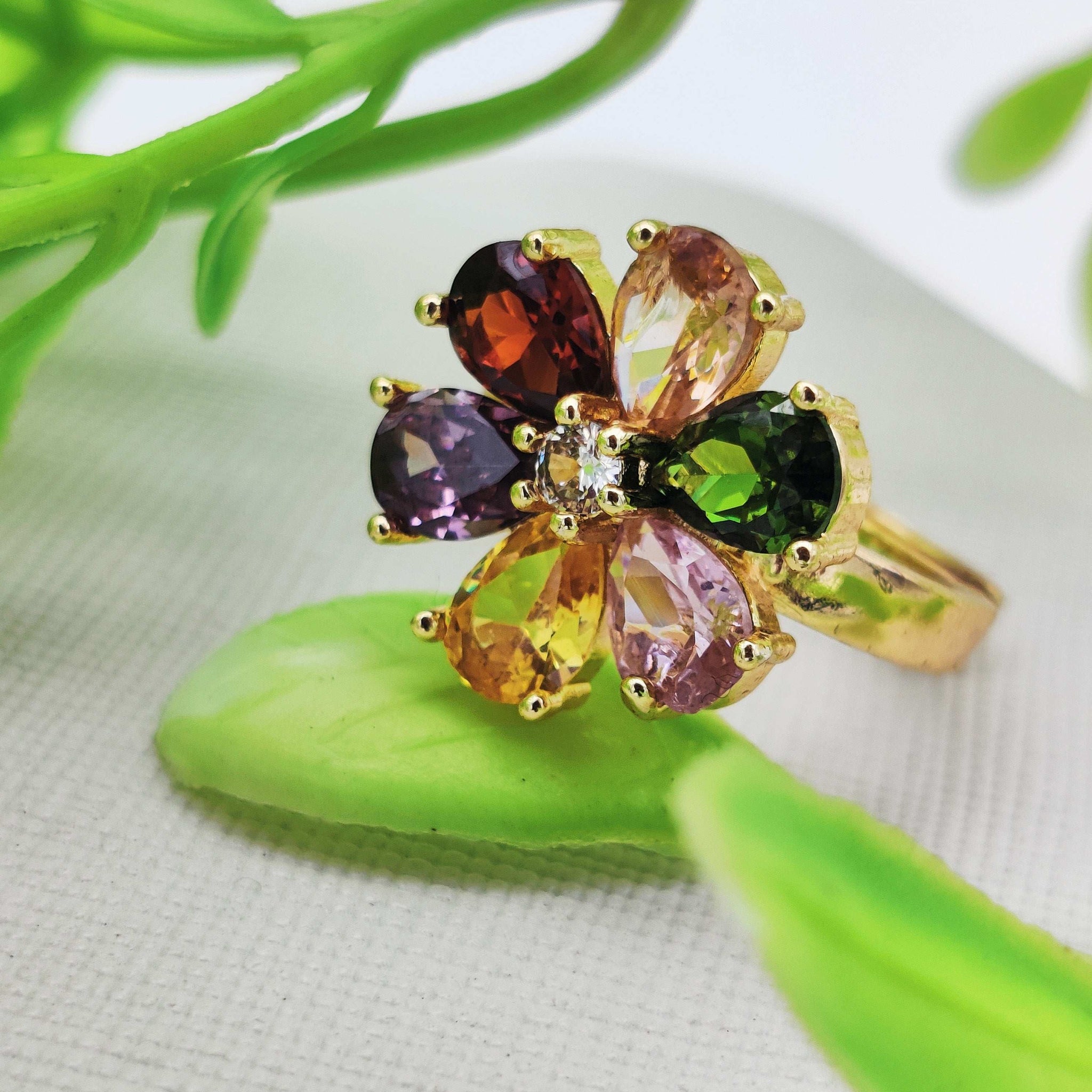 Multicolor Gemstone Flower Ring - Vibrant Bloom ✨🌸🌈