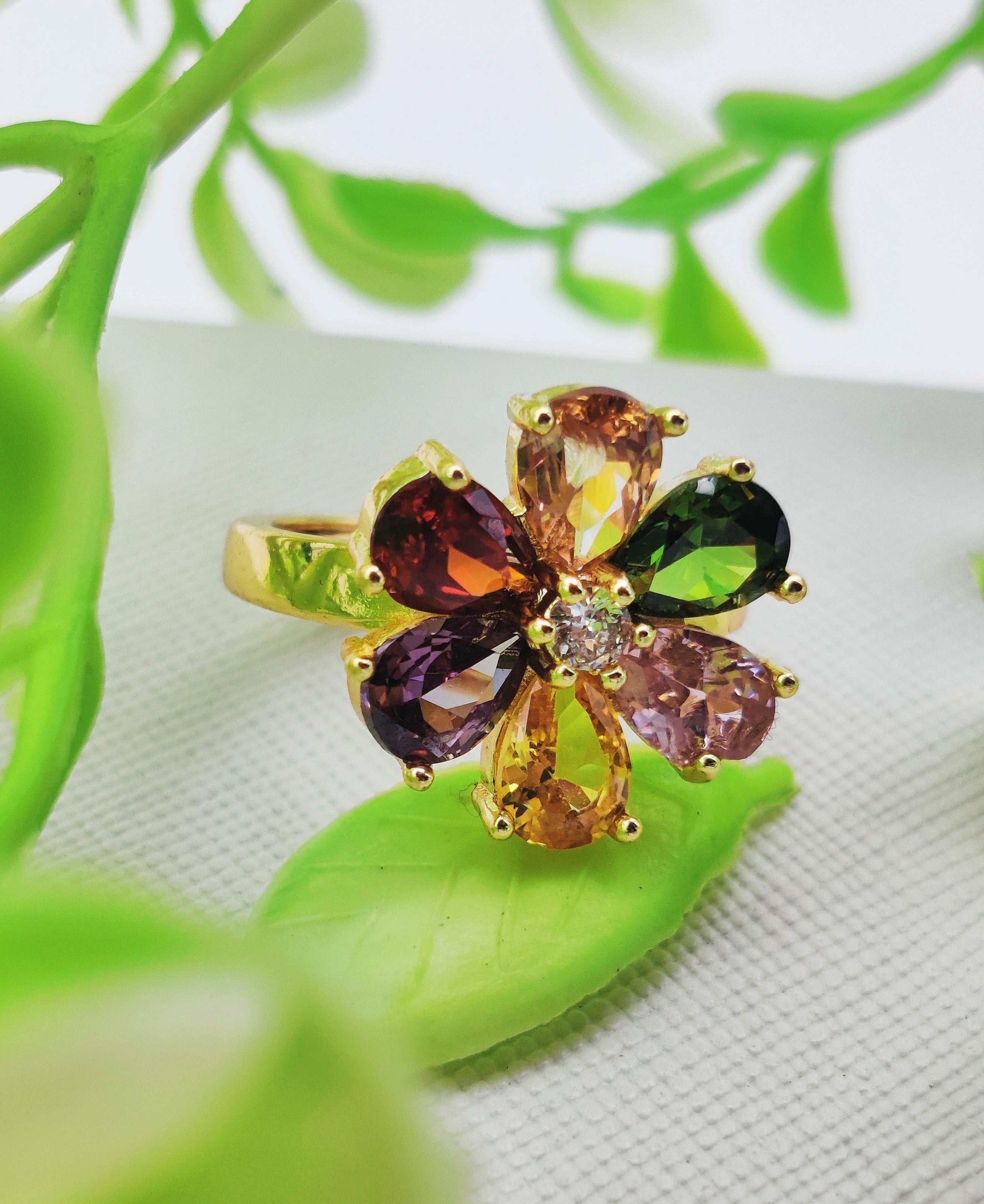 Multicolor Gemstone Flower Ring - Vibrant Bloom ✨🌸🌈