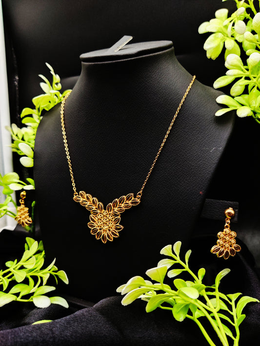 Zircon Floral Pendant Necklace & Earring Set - Delicate Elegance ✨🌸