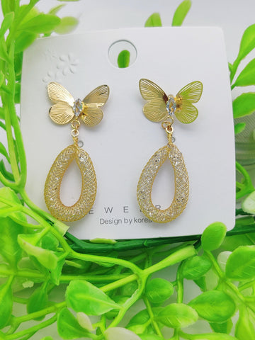 Butterfly & Teardrop Earrings - Elegant Design & Tarnish-Free ✨🦋💎