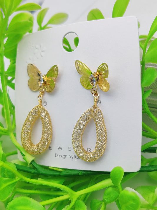 Butterfly & Teardrop Earrings - Elegant Design & Tarnish-Free ✨🦋💎