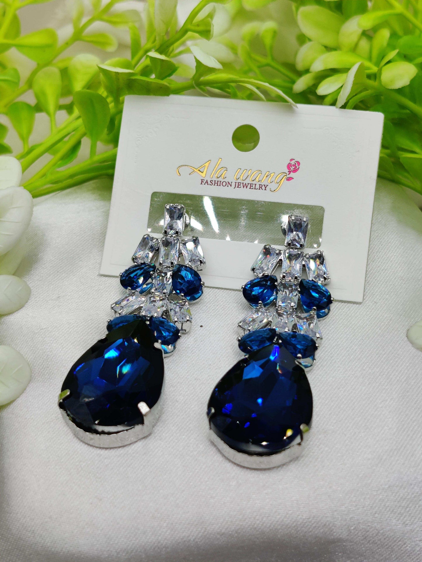 Blue Zircon Crystal Drop Earrings - Elegant & Tarnish - Free ✨💎💙 - Dynamic Deals