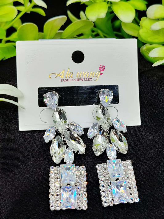 Dazzling Clear Crystal Geometric Drop Earrings - Statement Sparkle & Tarnish - Free ✨💎 - Dynamic Deals