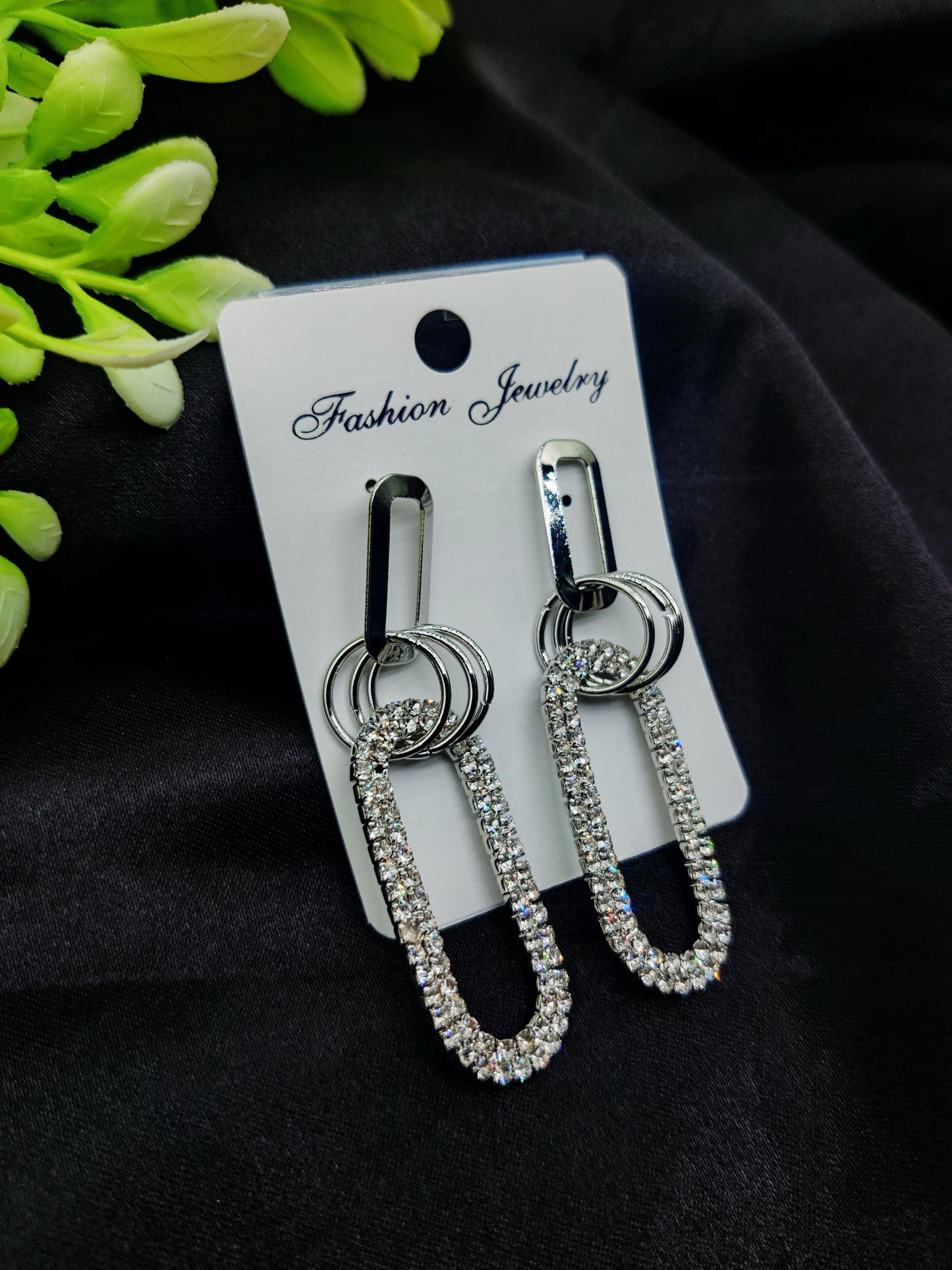 Dazzling Crystal Link Drop Earrings - Fashion Jewelry & Tarnish - Free ✨💎 - Dynamic Deals