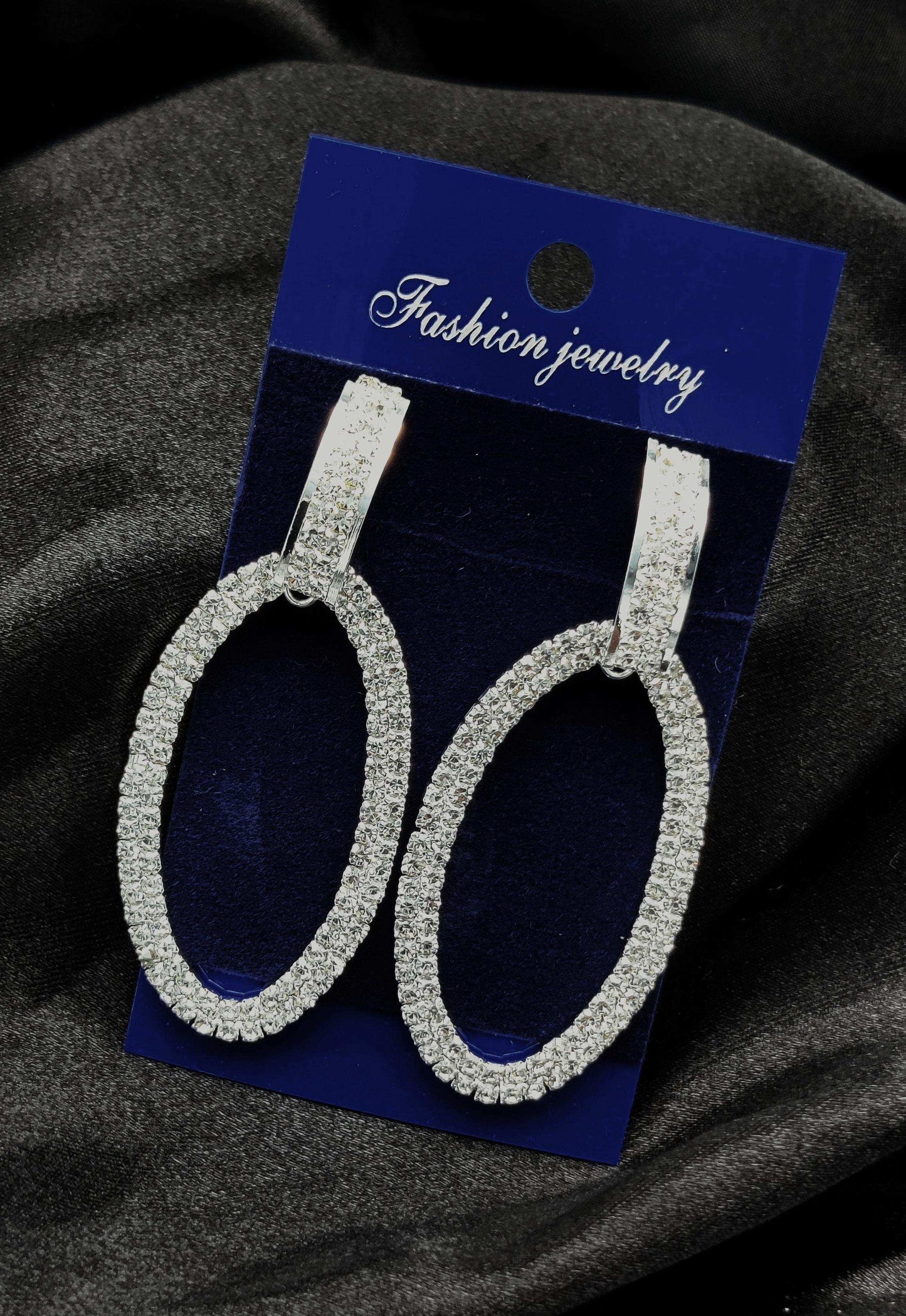 Dazzling Crystal Oval Hoop Earrings - Fashion Jewelry & Tarnish - Free ✨💎 - Dynamic Deals