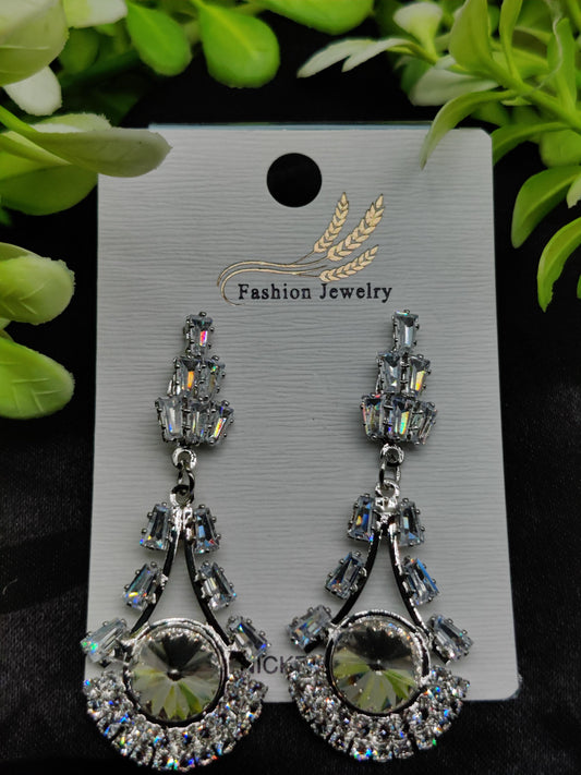 Dazzling Crystal Tiered Drop Earrings - Statement Sparkle & Tarnish - Free ✨💎 - Dynamic Deals