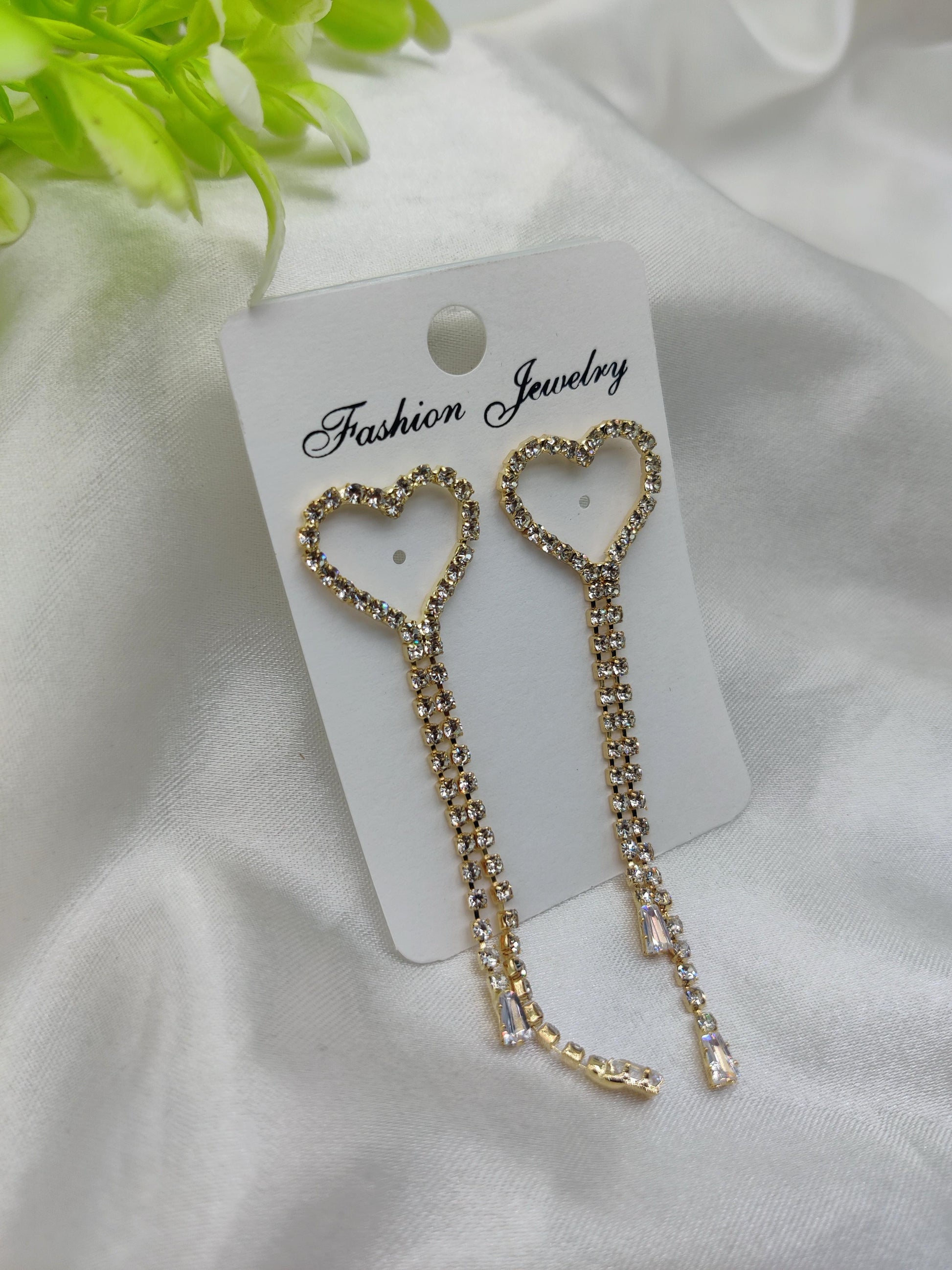 Dazzling CZ Crystal Heart & Tassel Earrings - Fashion Jewelry & Tarnish - Free ✨💎❤️ - Dynamic Deals