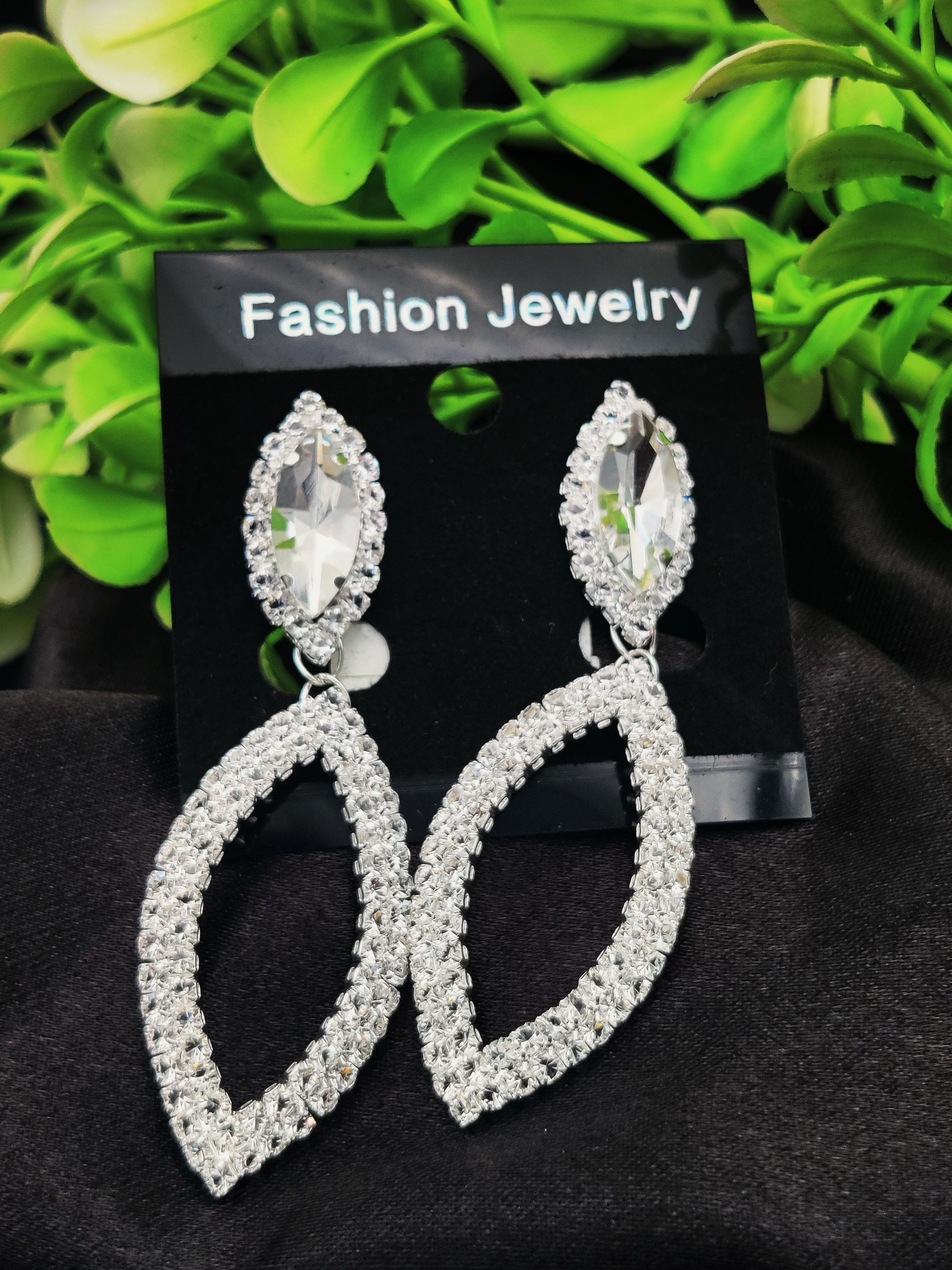 Dazzling CZ Crystal Marquise Drop Earrings - Fashion Jewelry & Tarnish - Free ✨💎 - Dynamic Deals