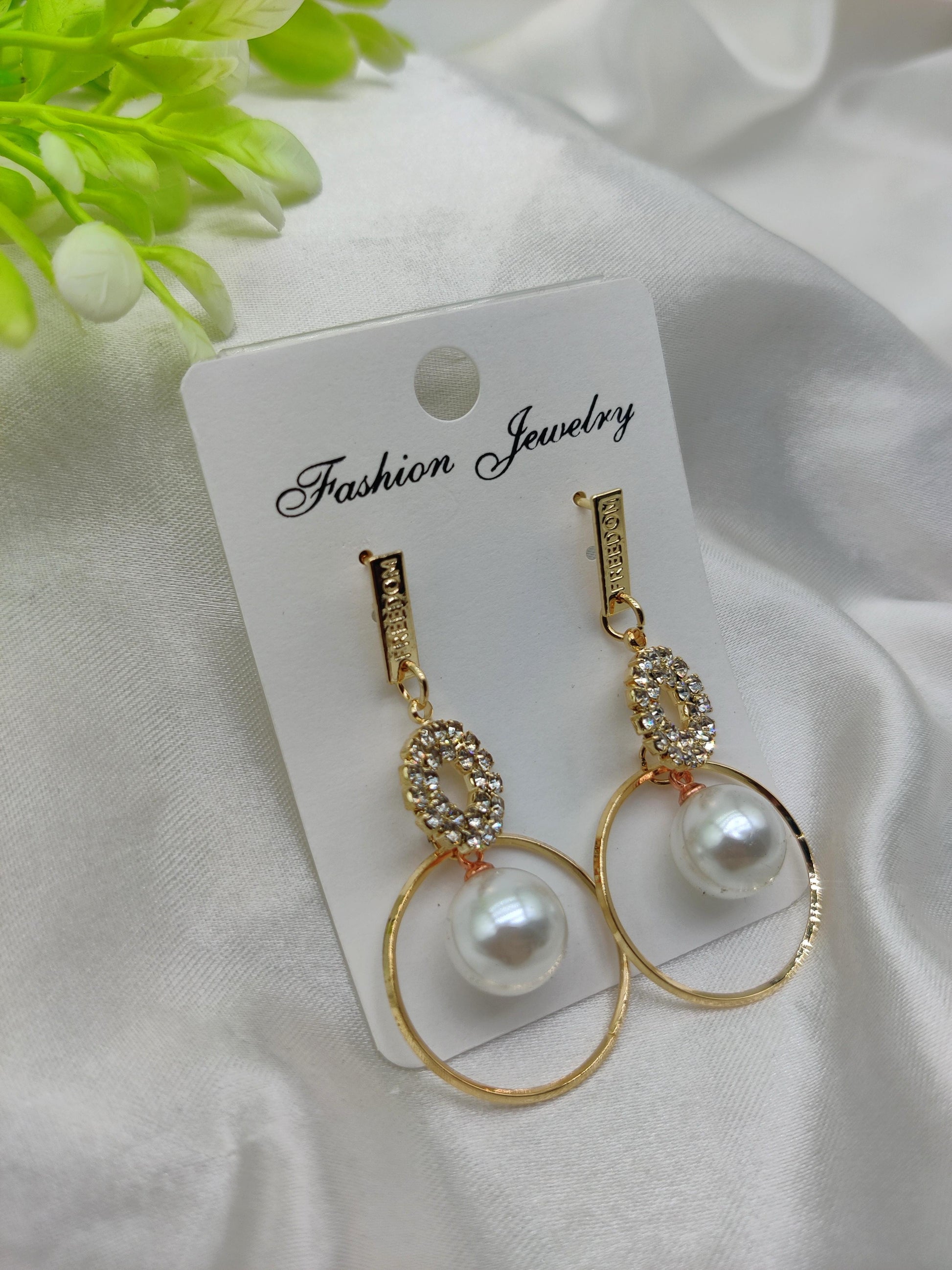 Dazzling CZ Crystal & Pearl "Freedom" Earrings - Fashion Jewelry & Tarnish - Free ✨💎⚪ - Dynamic Deals