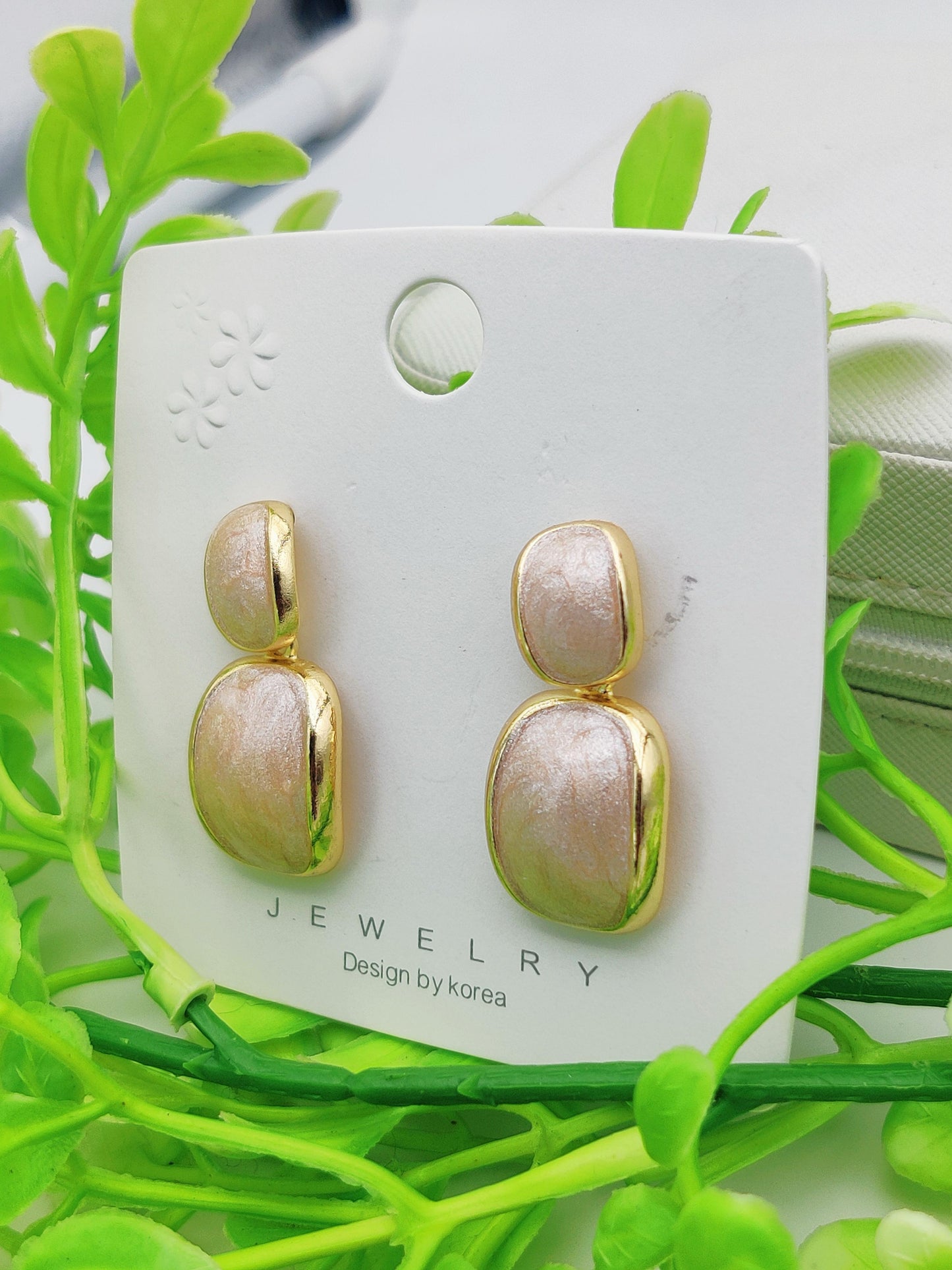Dual - Tone Rectangular Drop Earrings - Textured & Smooth Design - Tarnish - Free ✨ - Dynamic Deals
