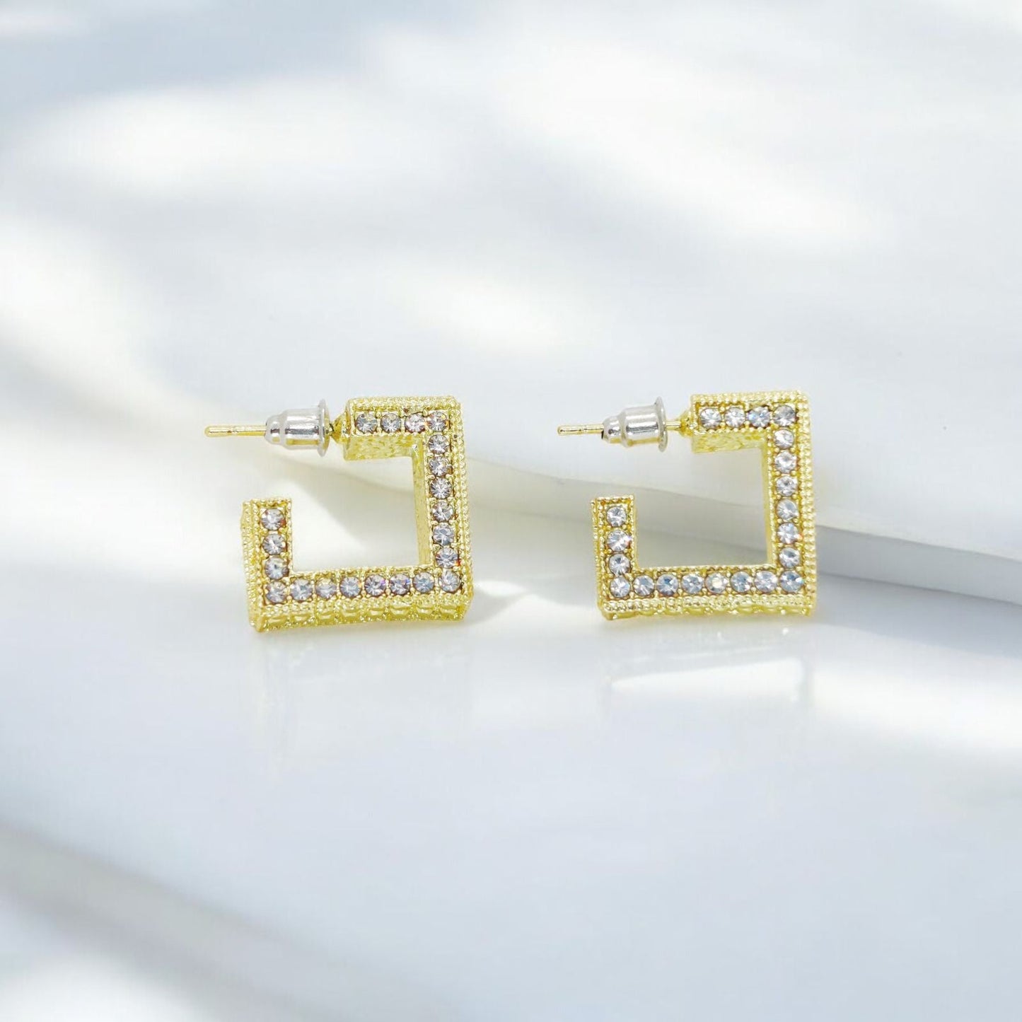 Elegant Gold - Toned Square Crystal Stud Earrings – A Modern Classic for Effortless Glamour - Dynamic Deals