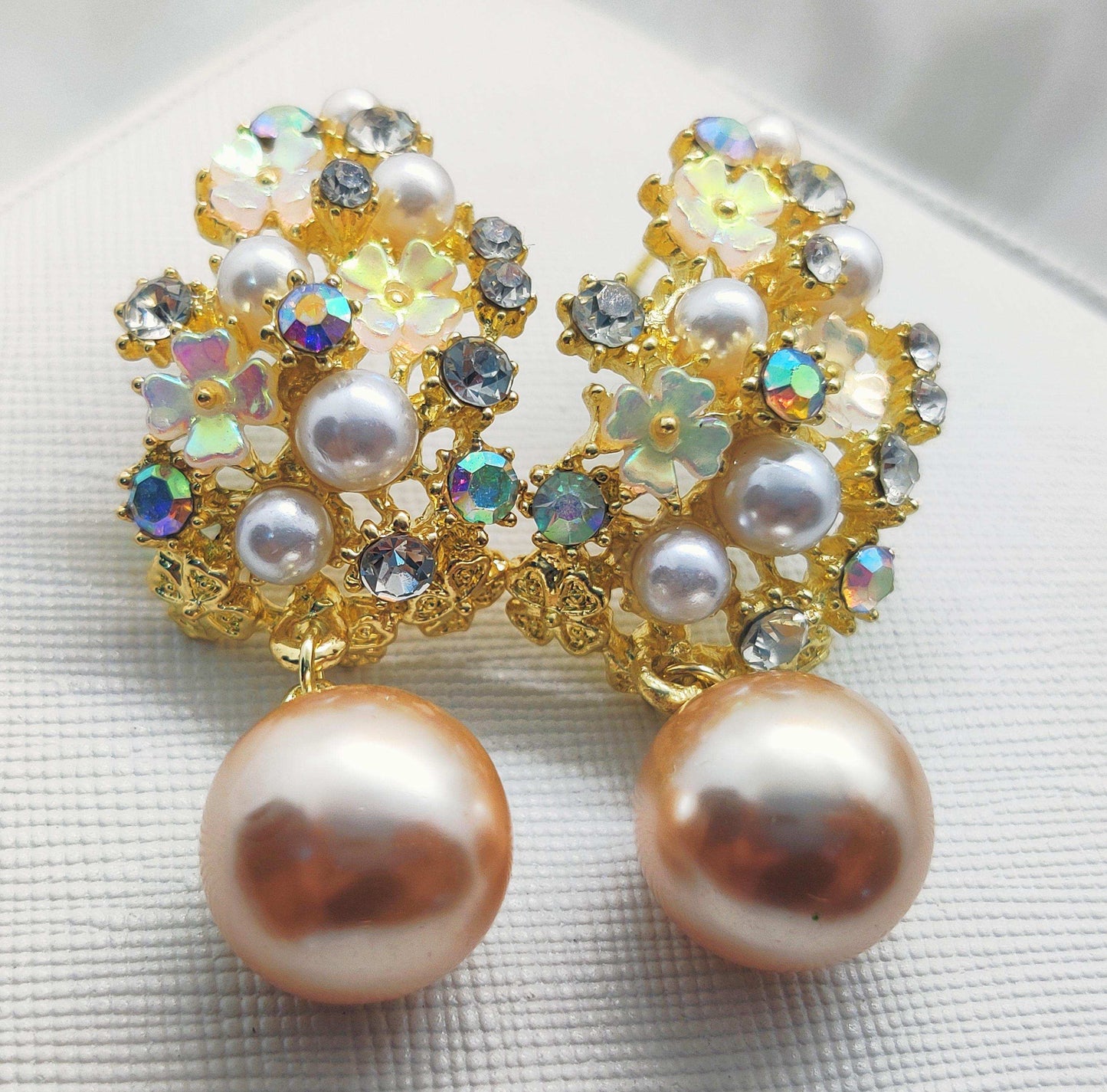 Luxurious Crystal Blossom Pearl Earrings ✨ – A Masterpiece of Elegance and Charm! - Dynamic Deals