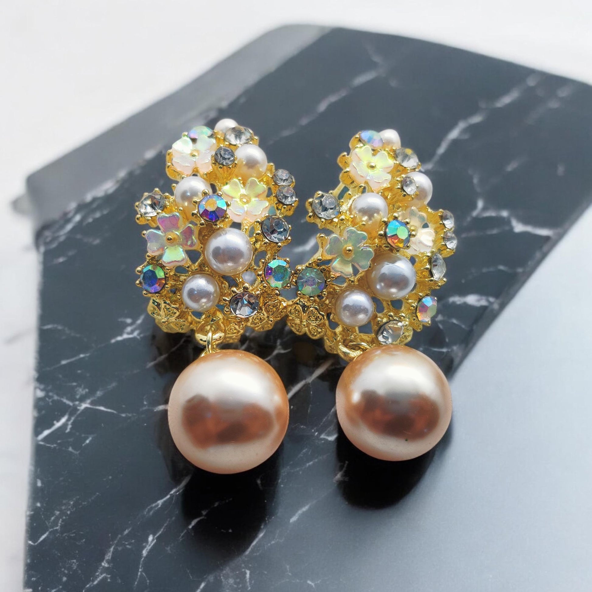 Luxurious Crystal Blossom Pearl Earrings ✨ – A Masterpiece of Elegance and Charm! - Dynamic Deals
