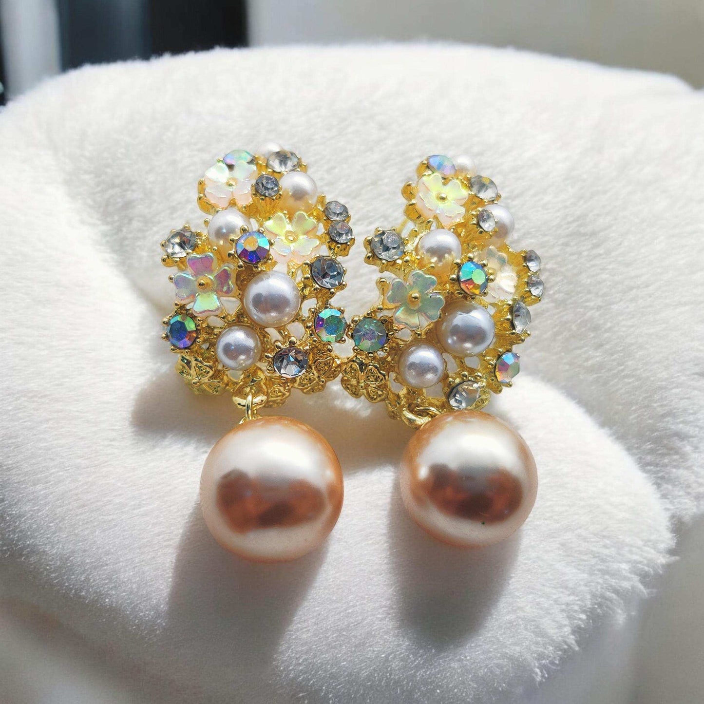 Luxurious Crystal Blossom Pearl Earrings ✨ – A Masterpiece of Elegance and Charm! - Dynamic Deals