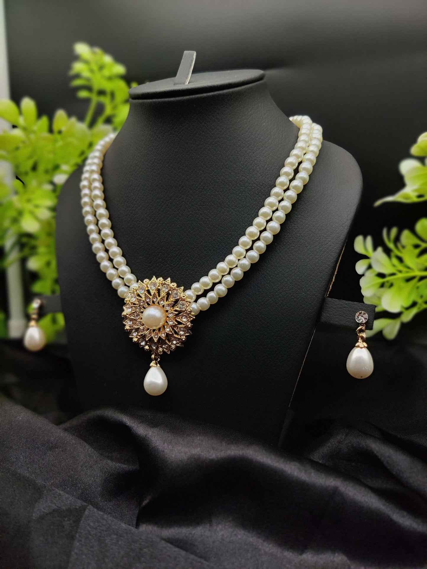 Pearl & Golden Zircon Floral Necklace & Earring Set - Regal Elegance ✨🤍💎 - Dynamic Deals