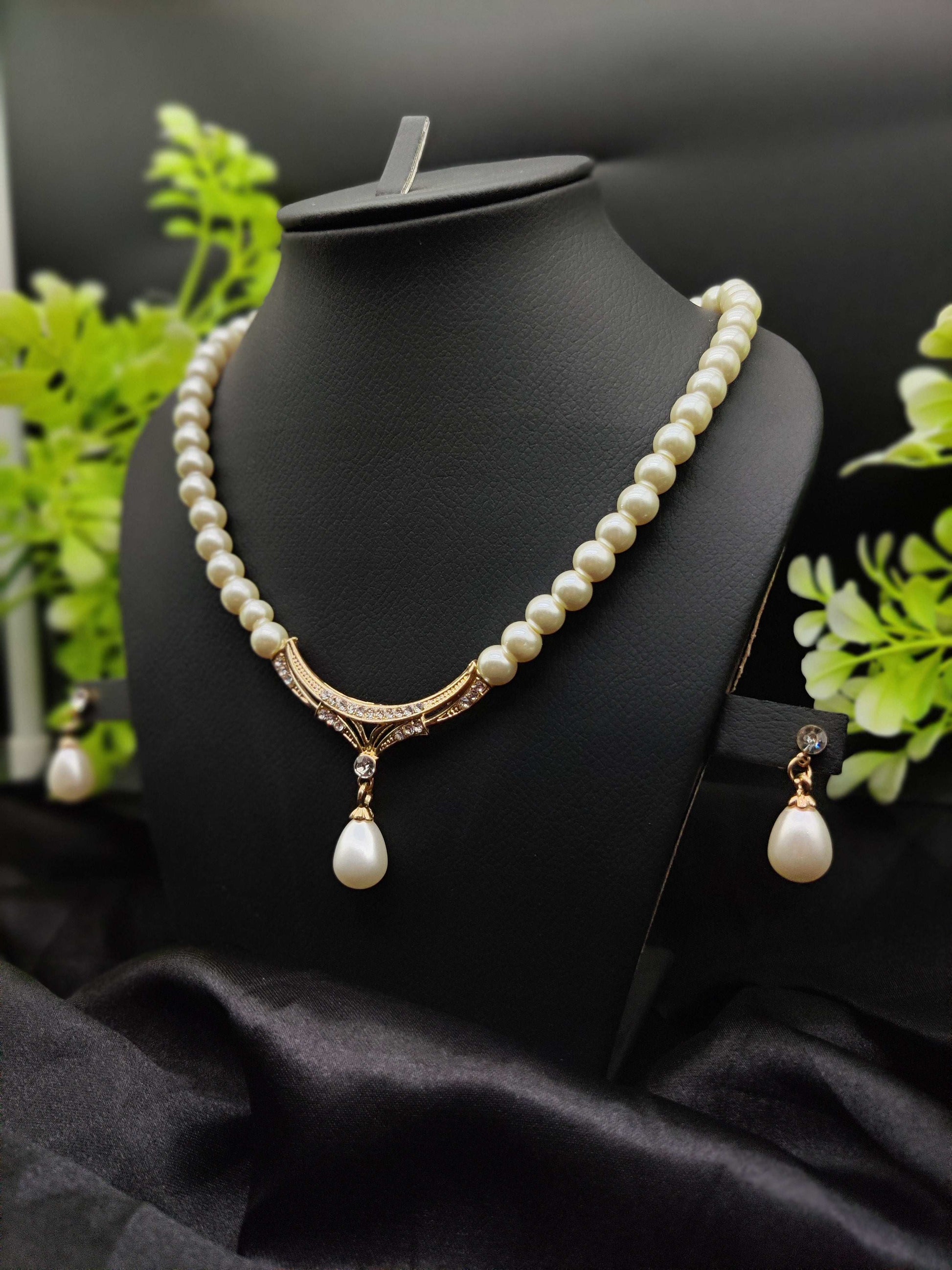 Pearl & Zircon Curved Pendant Necklace & Earring Set - Classic Sophistication ✨🤍💎 - Dynamic Deals