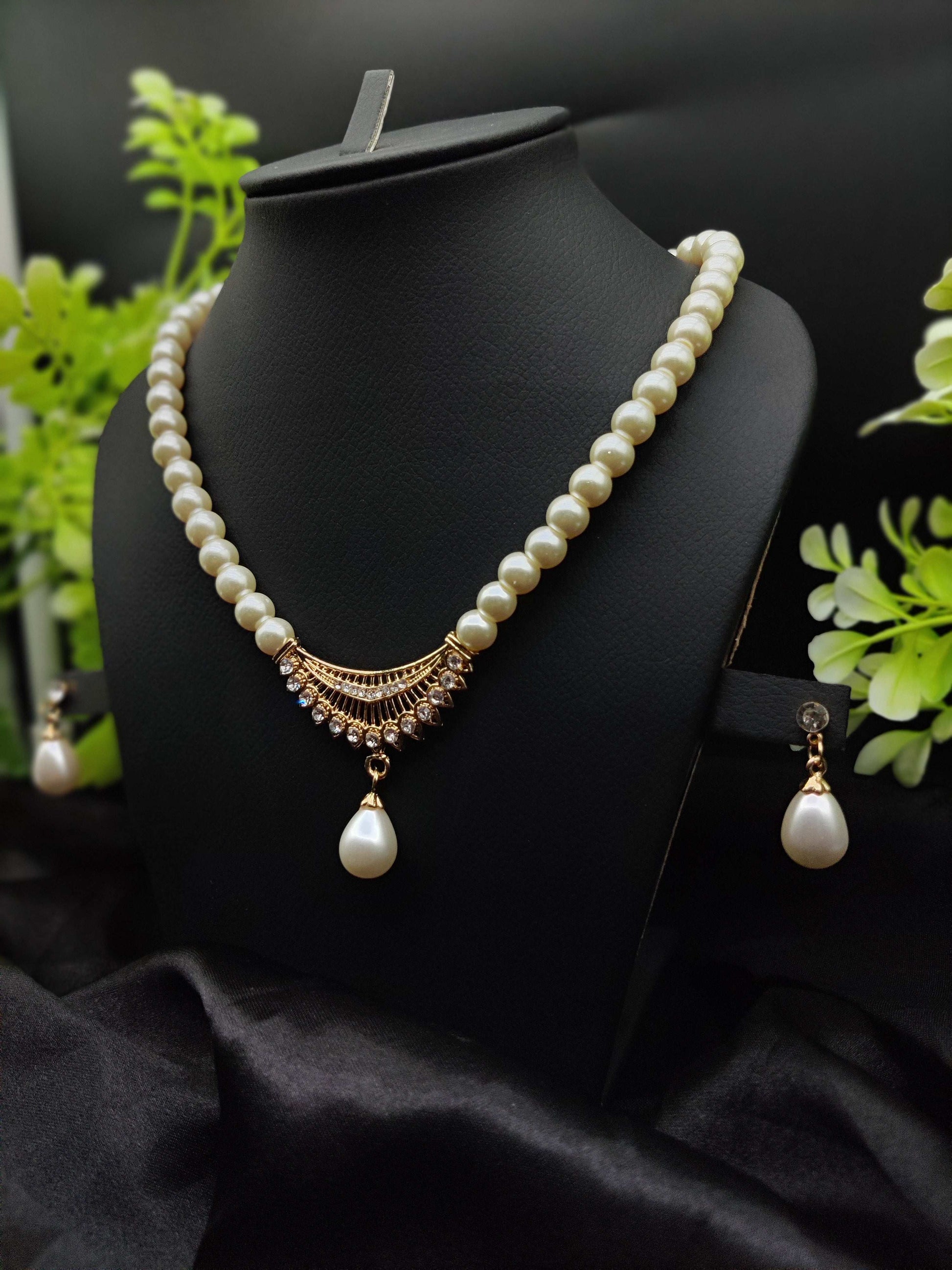 Pearl & Zircon Floral Necklace & Earring Set - Royal Elegance ✨🤍💎 - Dynamic Deals