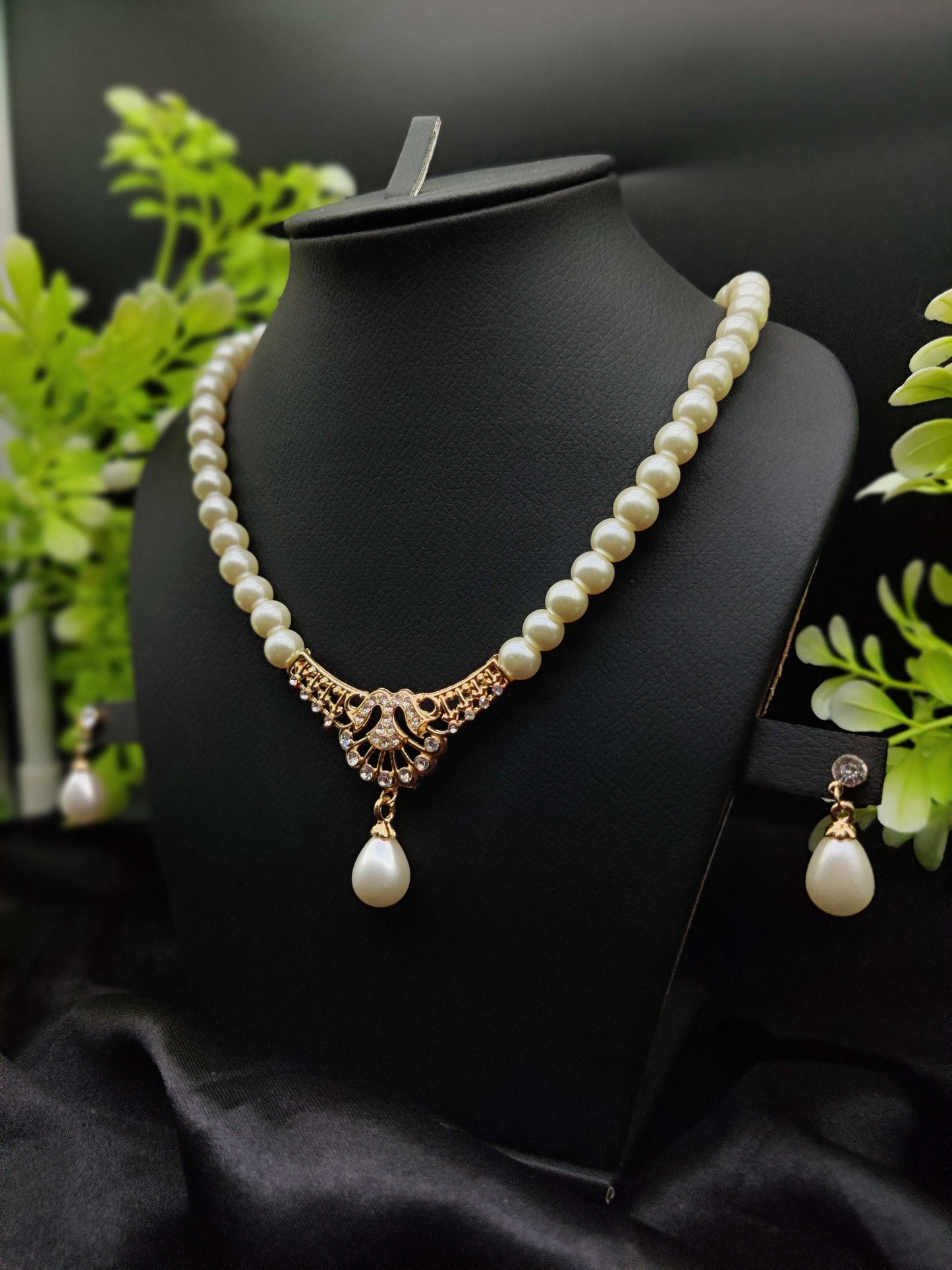 Pearl & Zircon Pendant Necklace & Earring Set - Graceful Elegance ✨🤍💎 - Dynamic Deals
