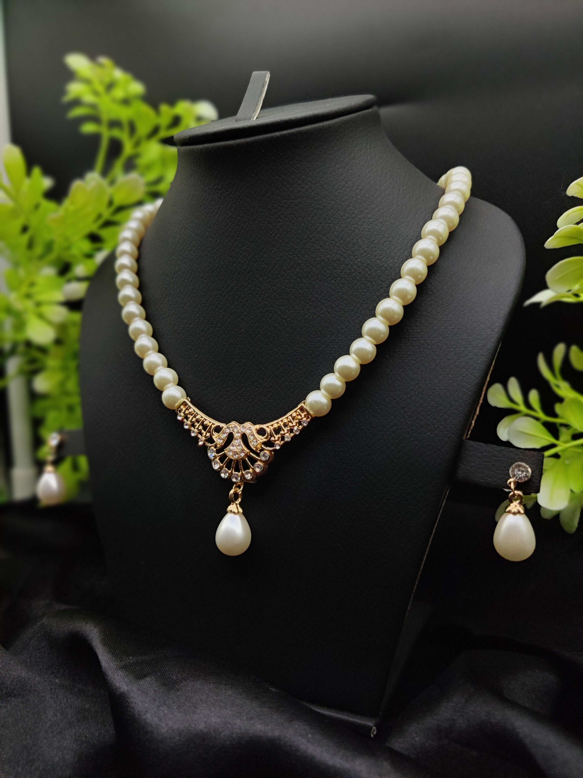 Pearl & Zircon Pendant Necklace & Earring Set - Graceful Elegance ✨🤍💎 - Dynamic Deals