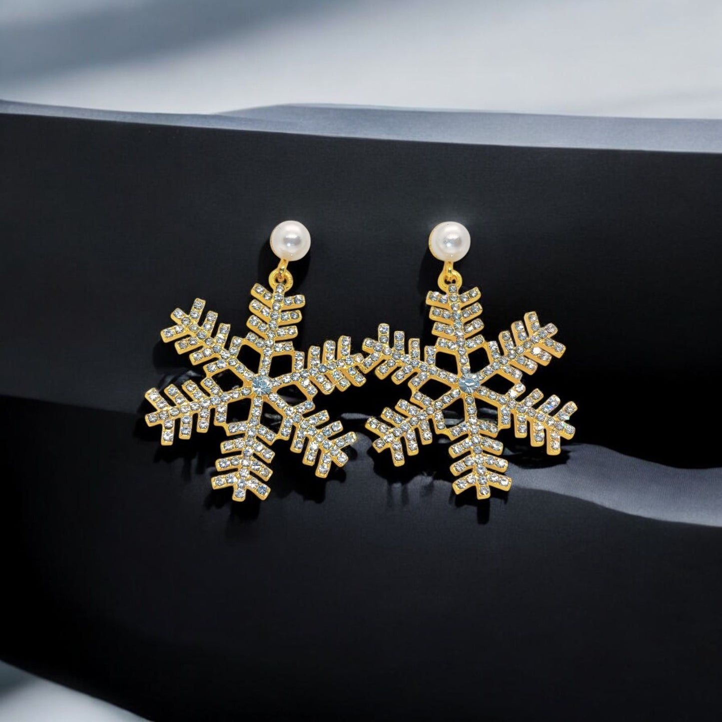 Shimmering Snowflake Crystal Earrings - Your Winter Wonderland Elegance! - Dynamic Deals